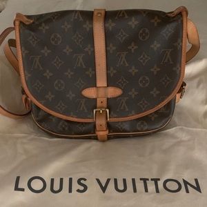 Auth Louis-Vuitton Saumur 30 Monogram